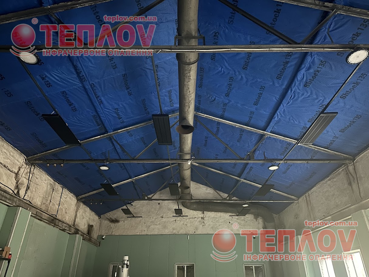 Ogrzewanie warsztatu za pomocą grzejników sufitowych